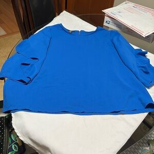 ALFANI Women’s Blouse, GUC. 100% Polyester.